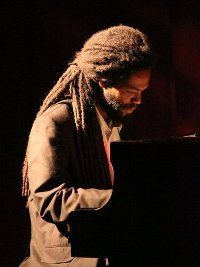 Joel Holmes